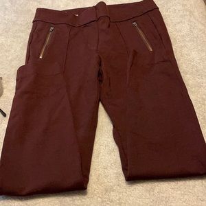 Ann Taylor size 8 legging cranberry color
